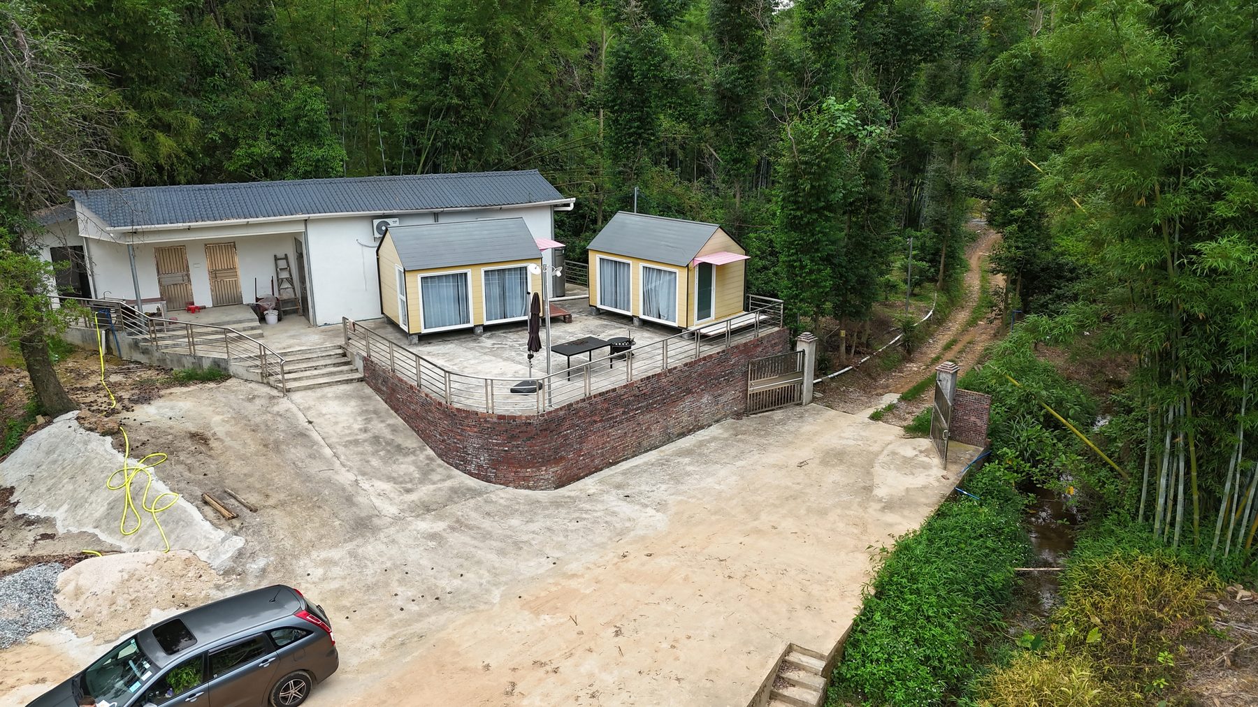 Estate centre